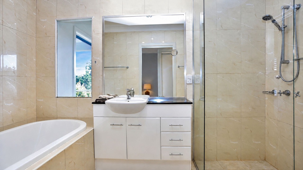Photo of Bathroom in Tea Gardens