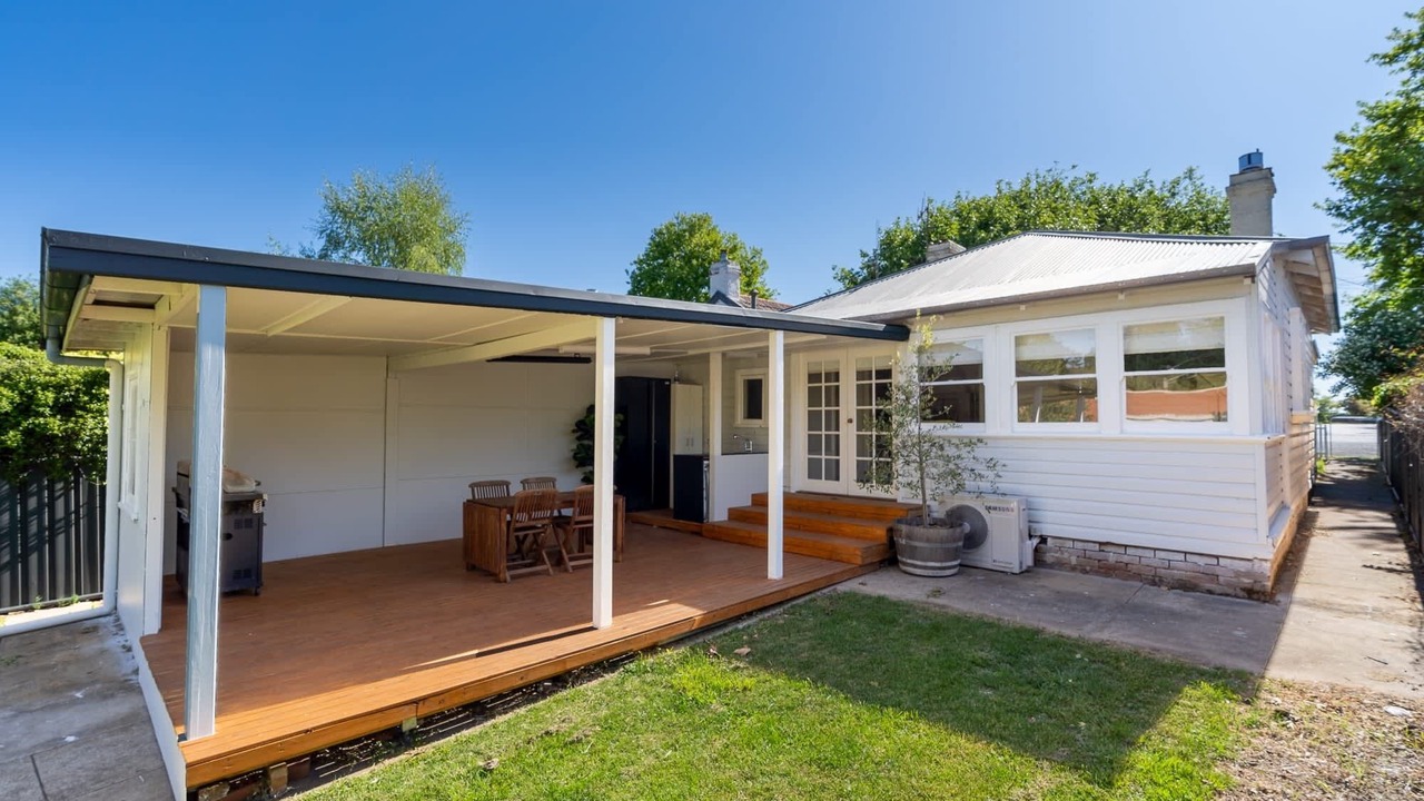 Photo of Outdoor in Orange East