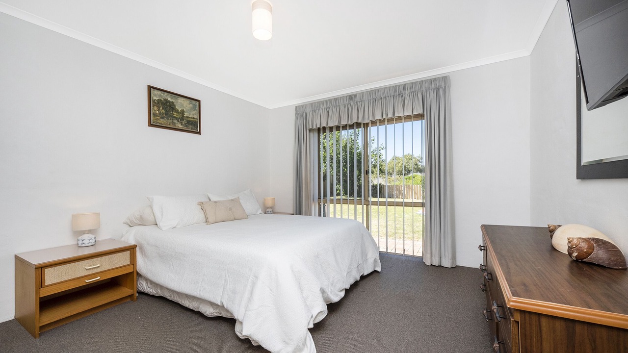 Photo of Bedroom in Guilderton
