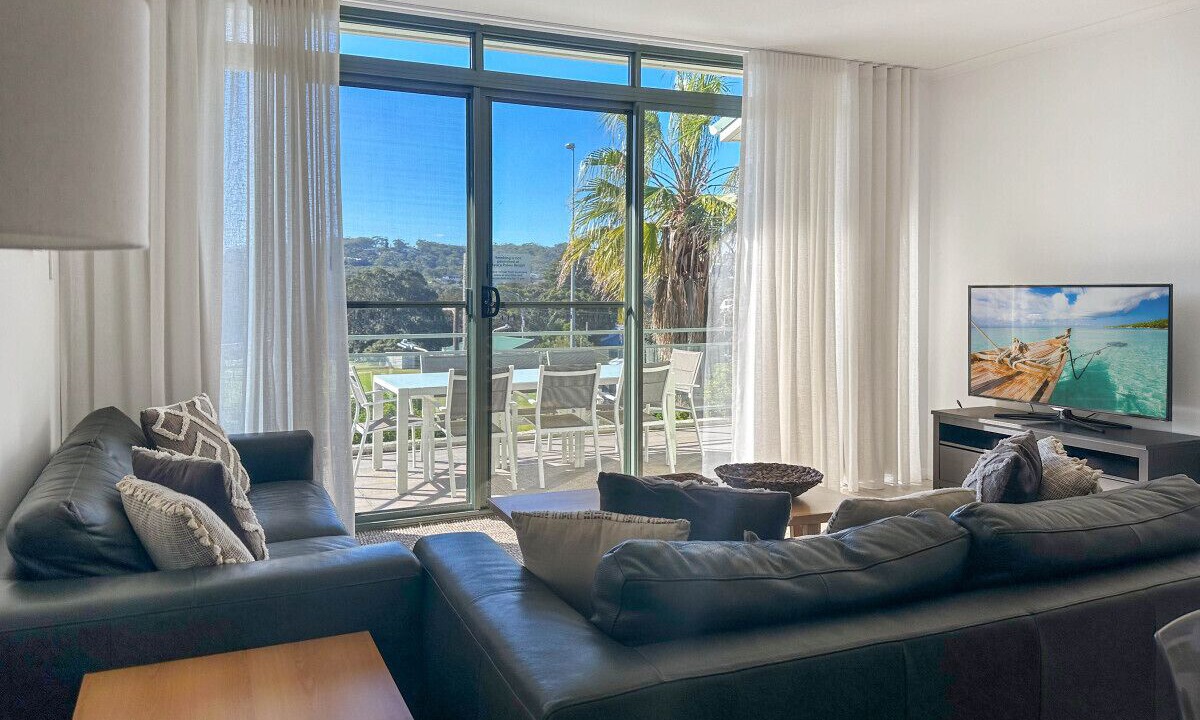 Photo of Livingroom in Avoca Beach