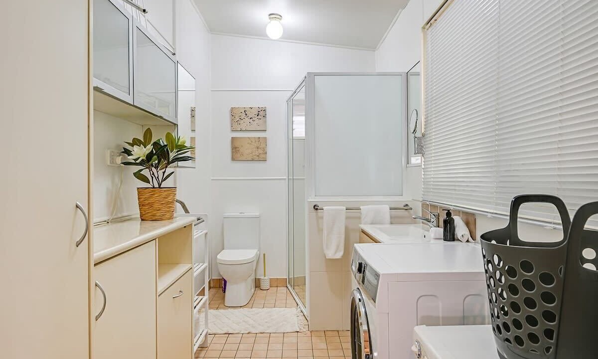 Photo of Bathroom in Orange