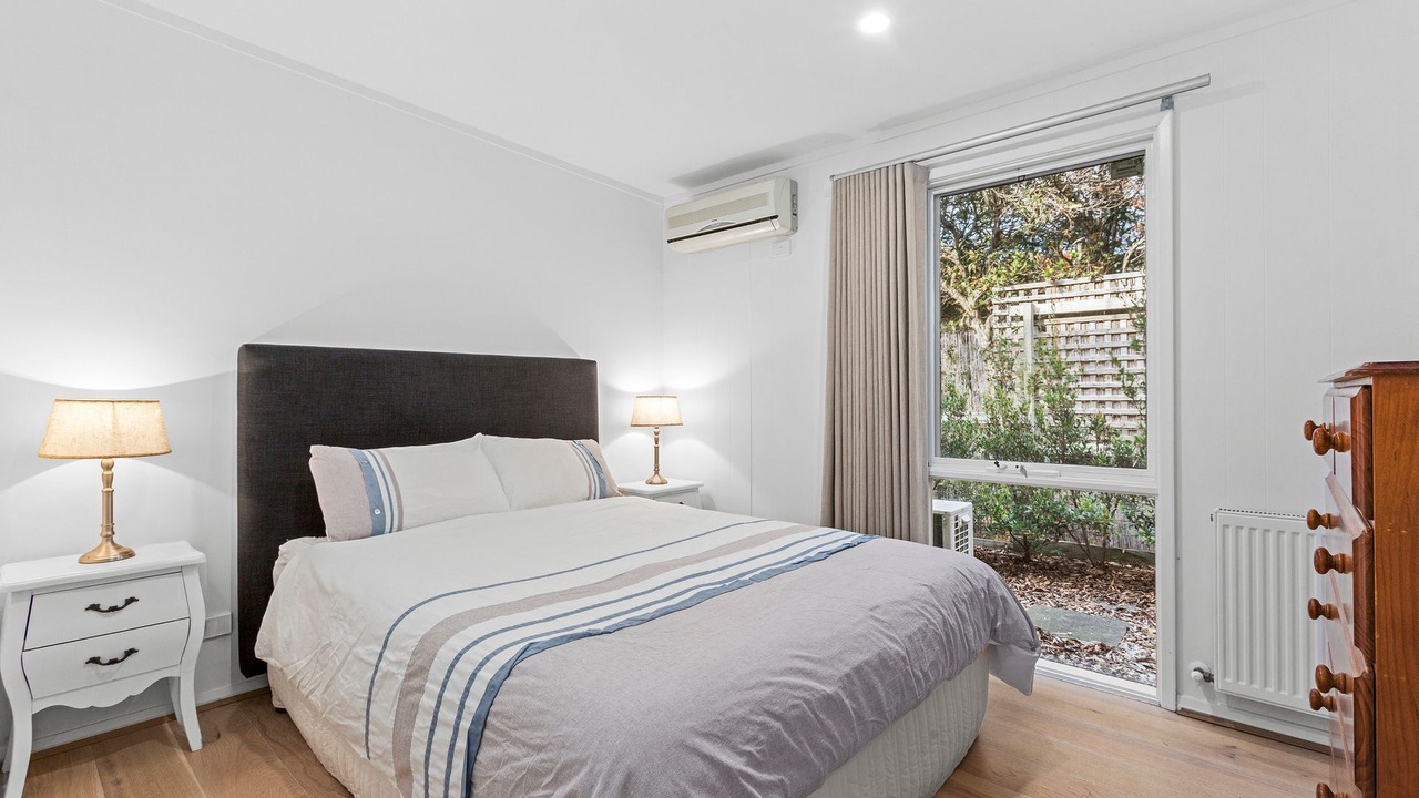 Photo of Bedroom in Point Lonsdale