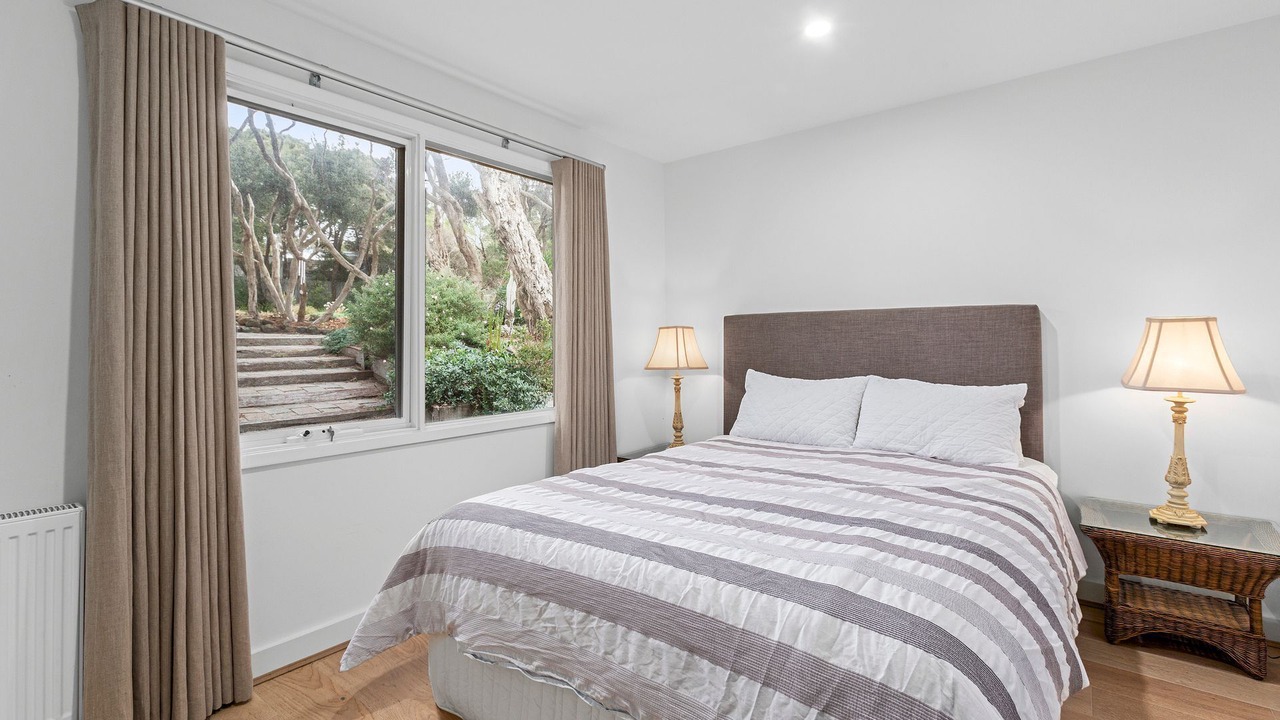 Photo of Bedroom in Point Lonsdale