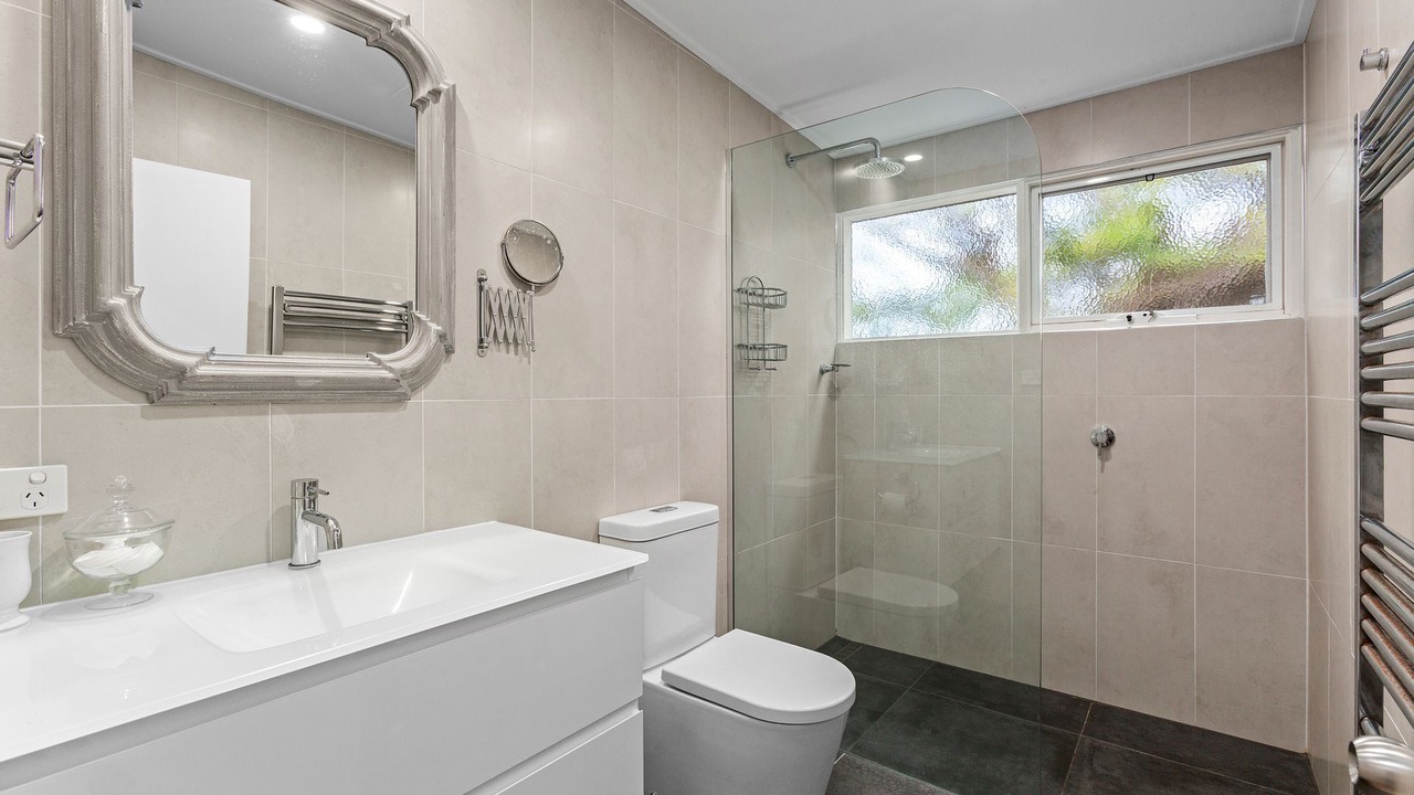 Photo of Bathroom in Point Lonsdale
