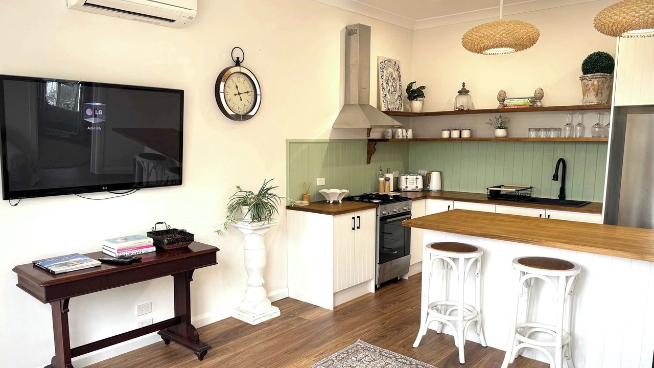 Photo of Kitchen in Orange East