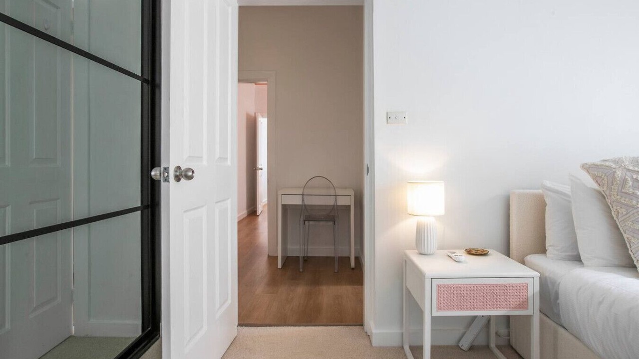 Photo of Bedroom in Croydon