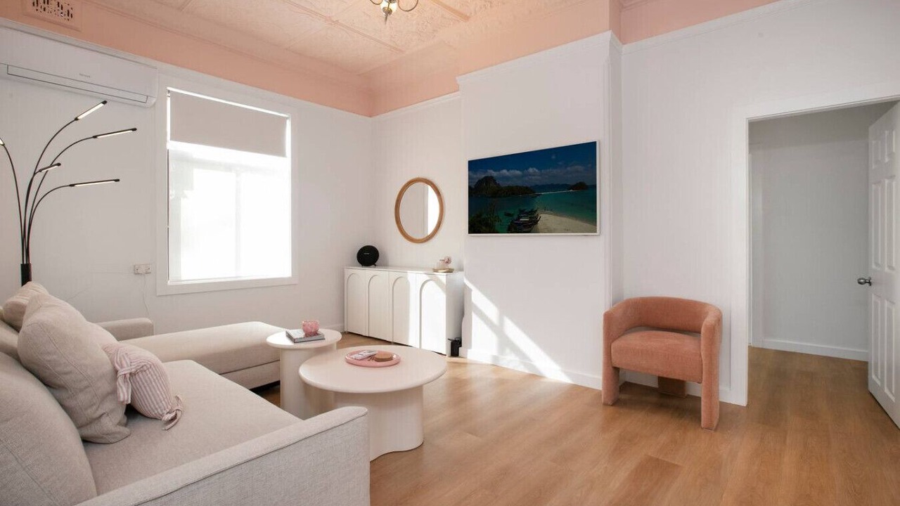 Photo of Livingroom in Croydon