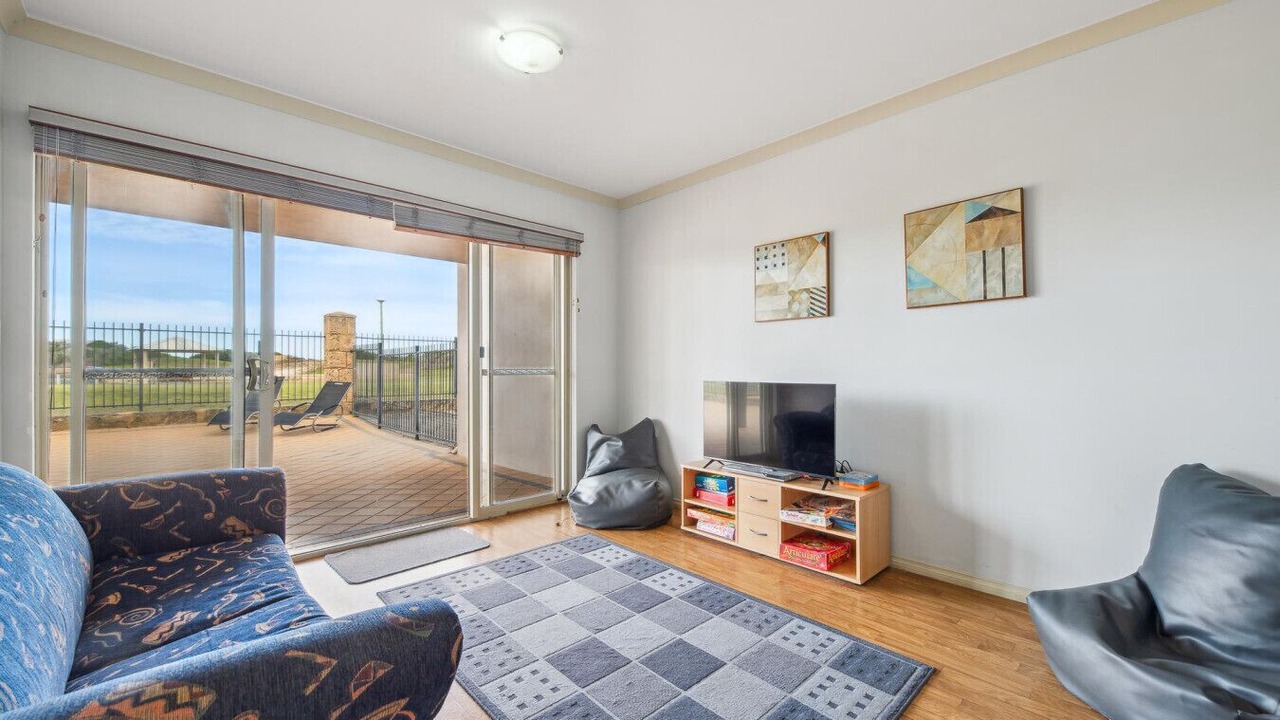 Photo of Livingroom in Ledge Point