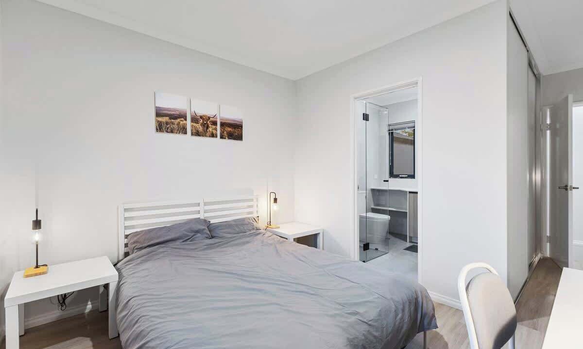 Photo of Bedroom in St James