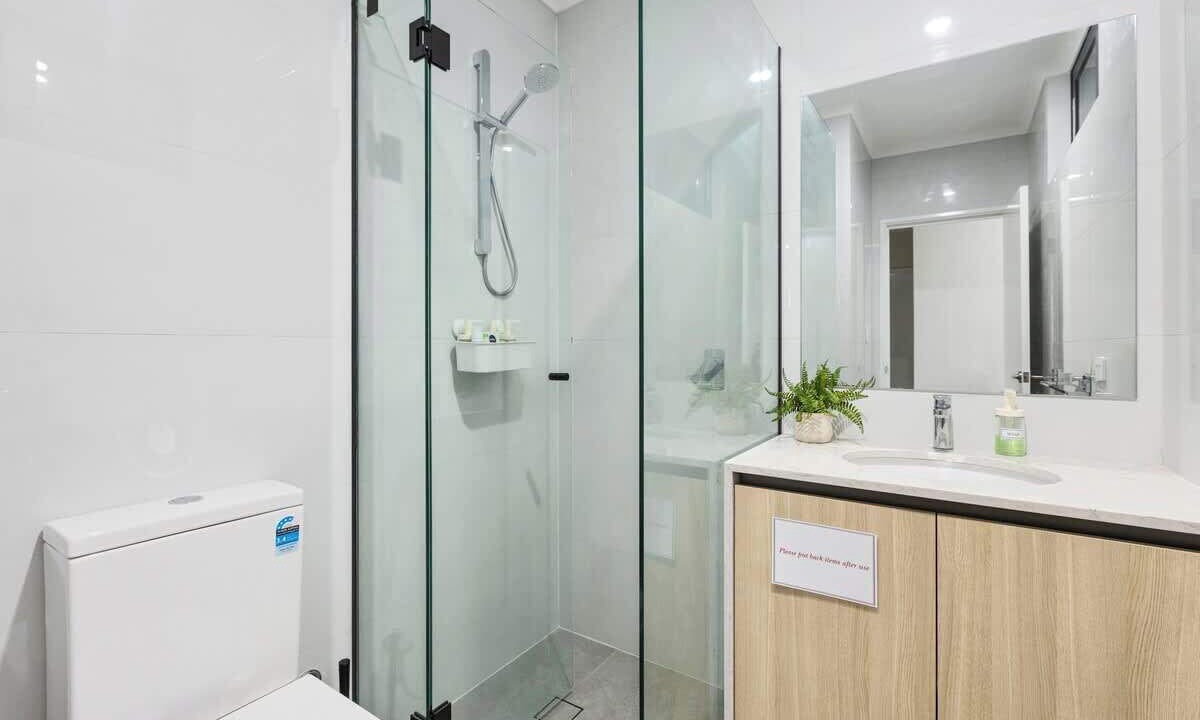 Photo of Bathroom in St James