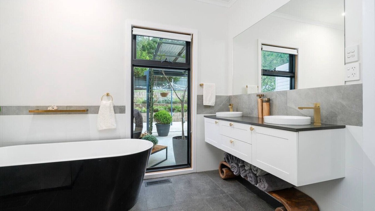 Photo of Bathroom in Glenroy