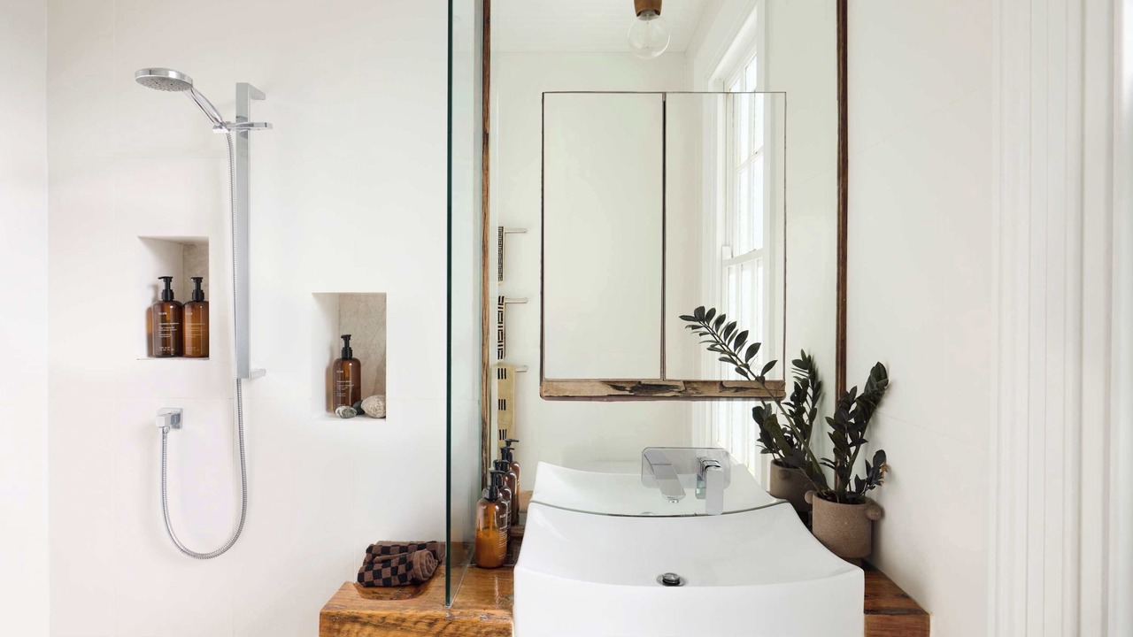 Photo of Bathroom in Woolloomooloo