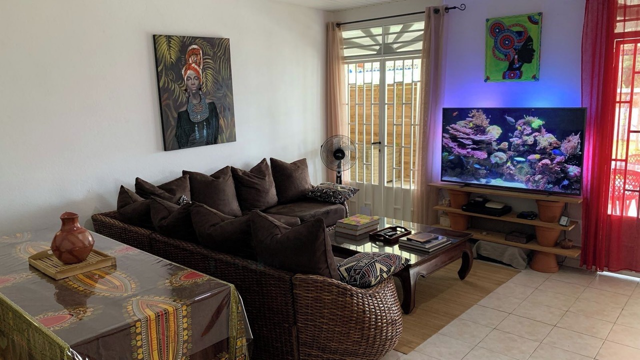 Photo of Livingroom in Montsinery-Tonnegrande