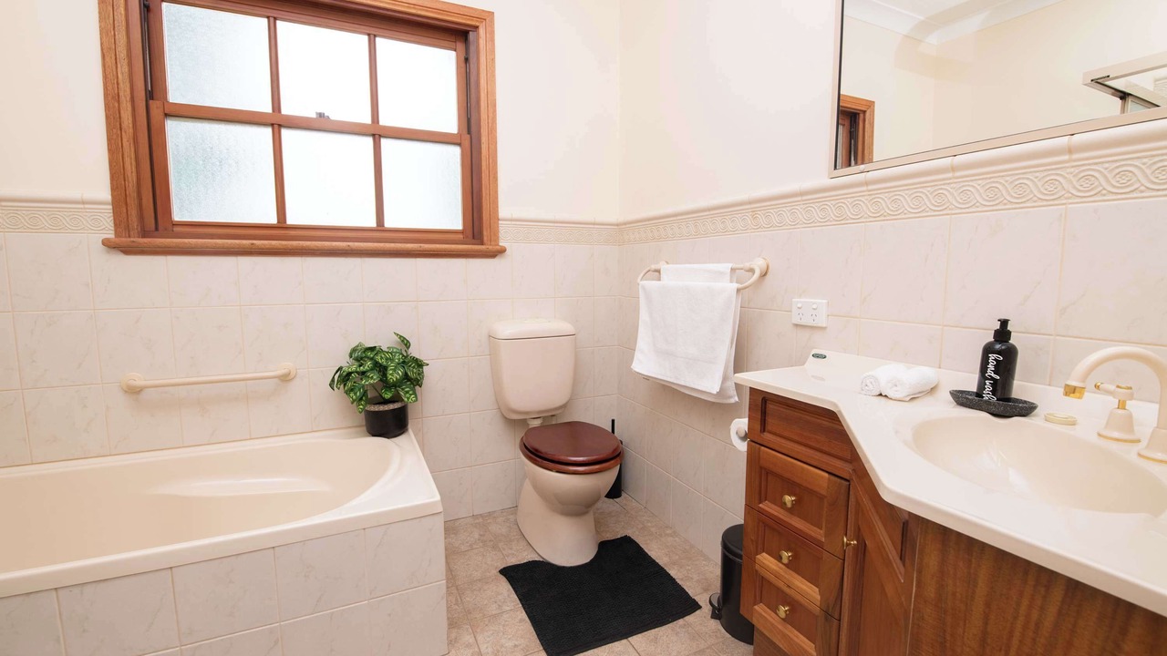 Photo of Bathroom in Canobolas