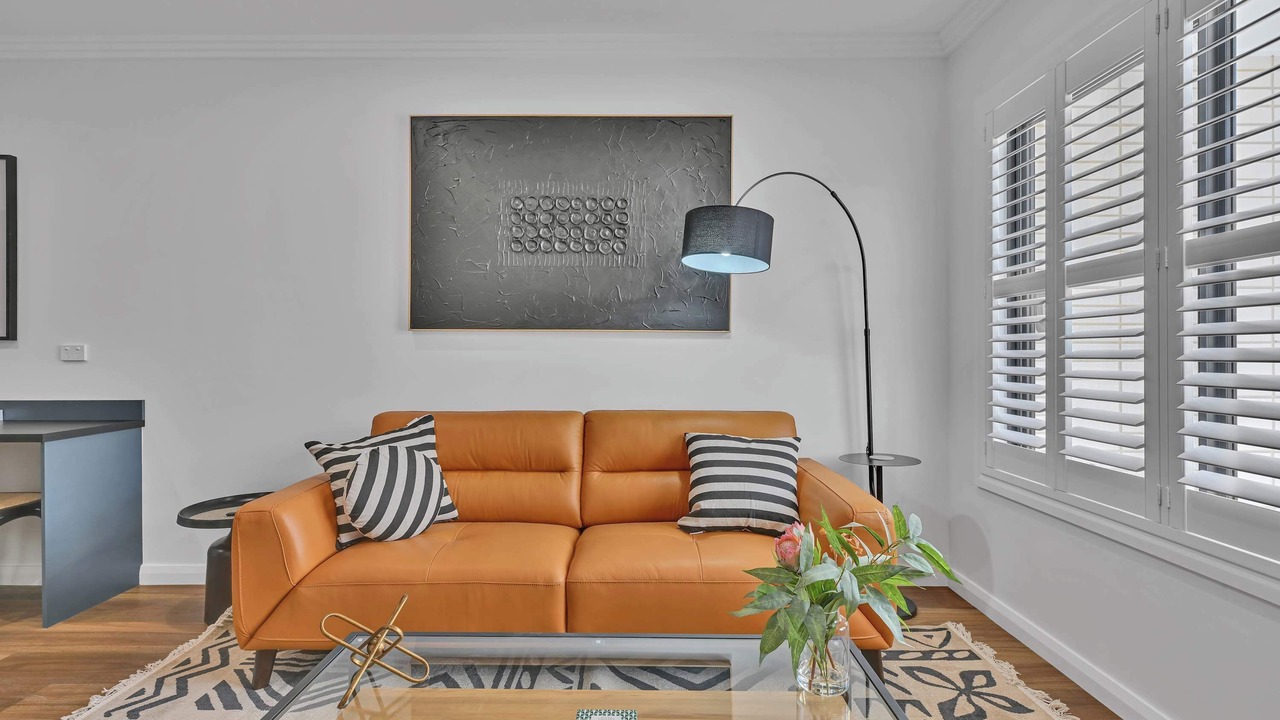 Photo of Livingroom in Orange