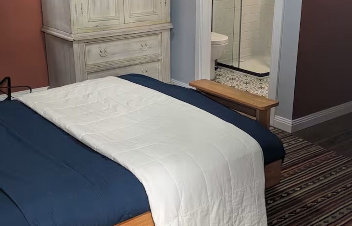 Photo of Bedroom in Mirrabooka