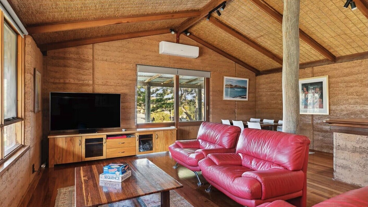 Photo of Livingroom in Ledge Point
