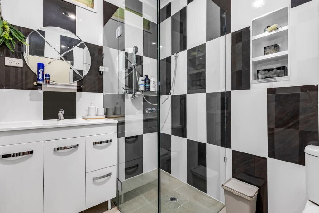 Photo of Bathroom in Woodville Gardens