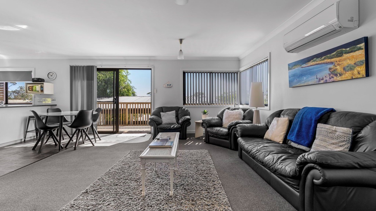 Photo of Livingroom in Bridport