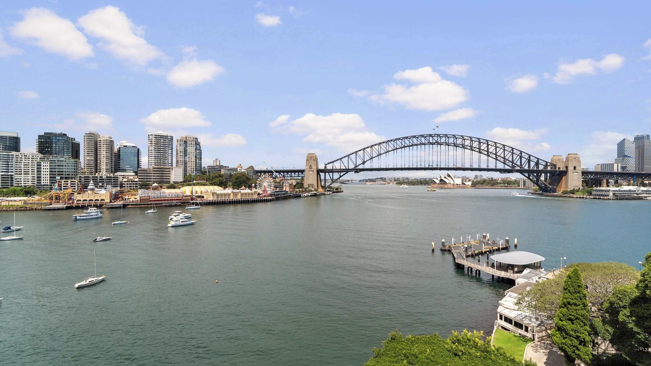 Photo of Others in McMahons Point