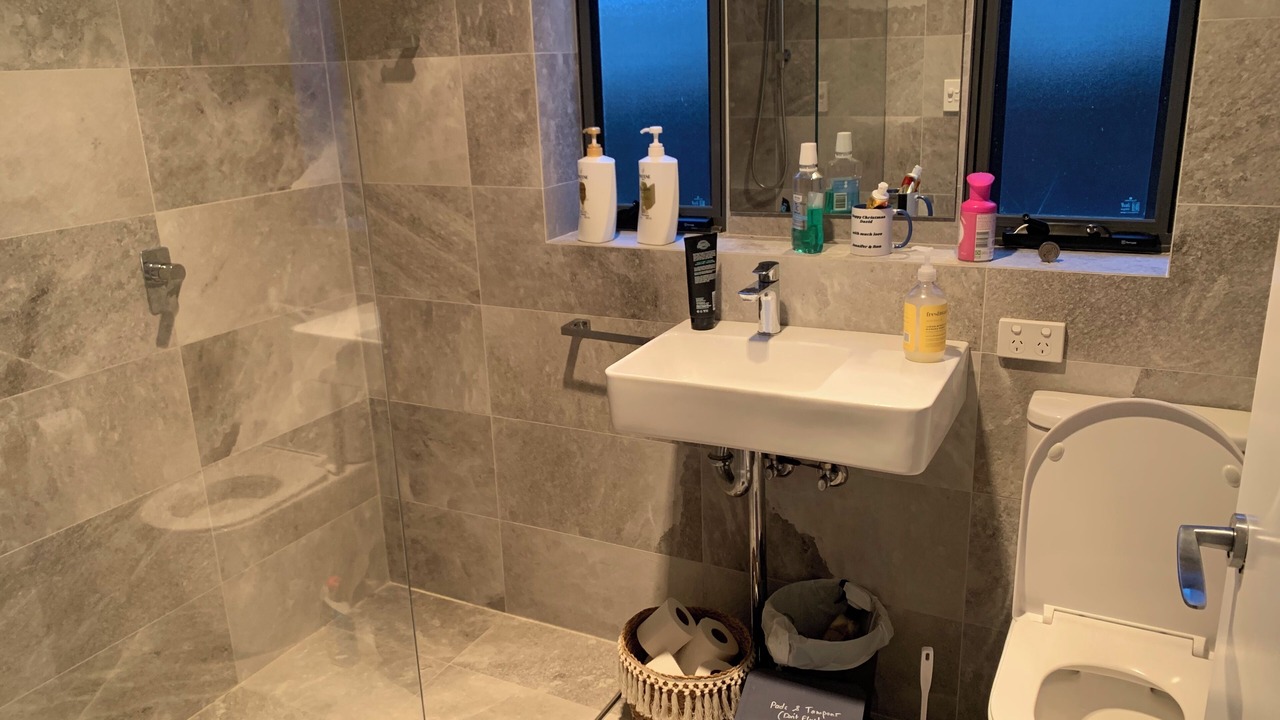 Photo of Bathroom in Freshwater