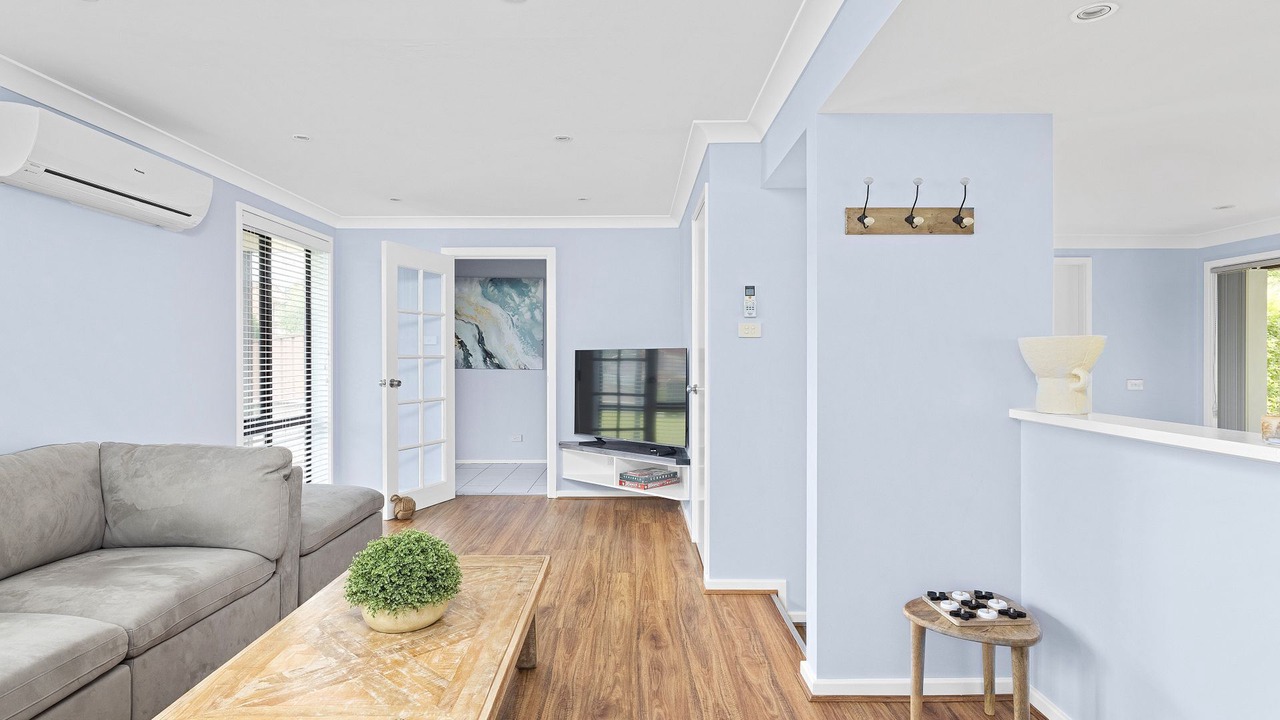 Photo of Livingroom in Shoal Bay