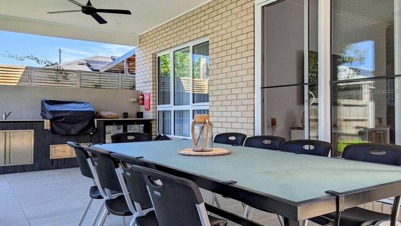 Photo of Outdoor in Indented Head