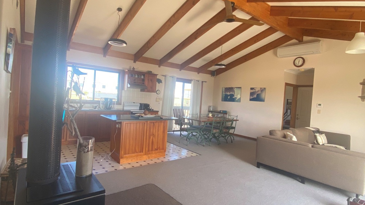 Photo of Livingroom in Marion Bay
