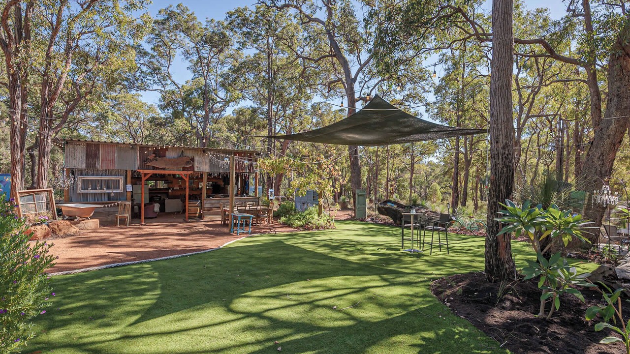 Photo of Outdoor in Bedfordale