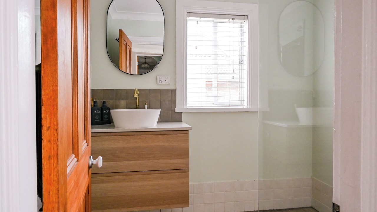 Photo of Bathroom in Armidale City Centre
