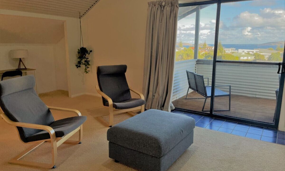 Photo of Livingroom in West Beach