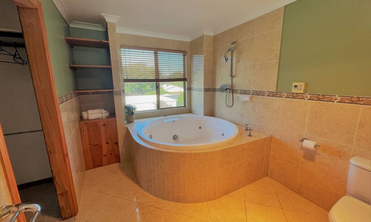 Photo of Bathroom in Esperance