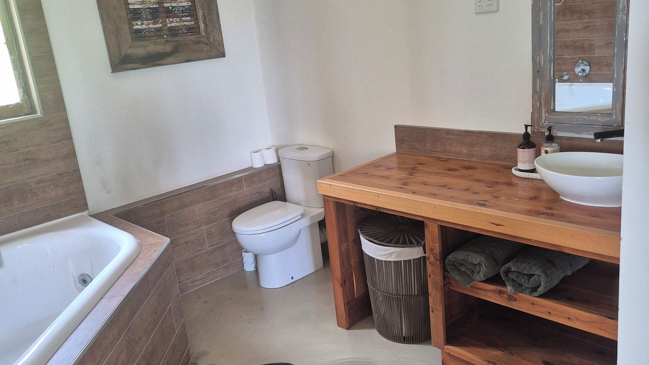 Photo of Bathroom in Bullengarook