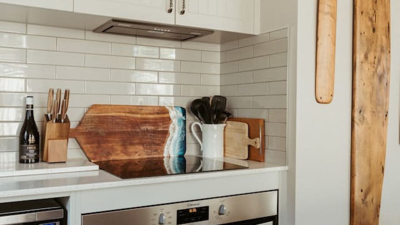 Photo of Kitchen in Squeaking Point
