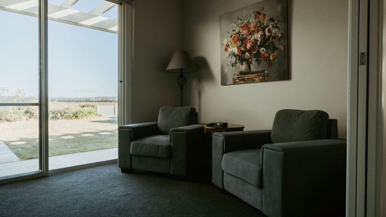 Photo of Livingroom in Squeaking Point