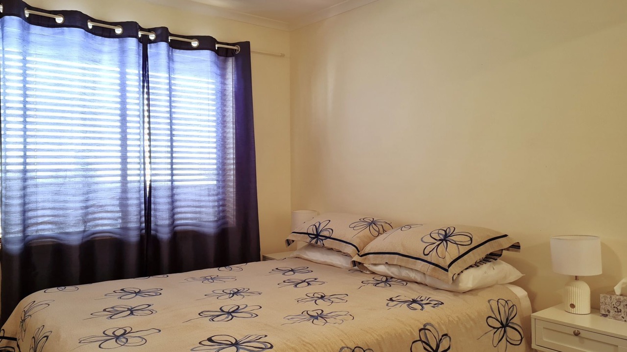 Photo of Bedroom in Tiddy Widdy Beach