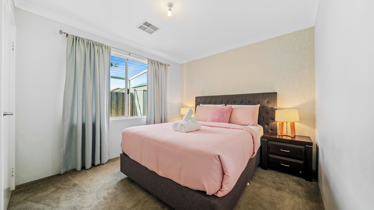 Photo of Bedroom in Ellenbrook