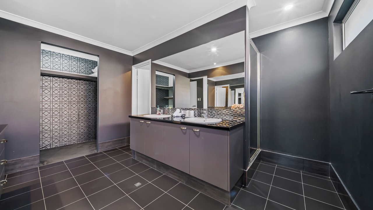 Photo of Bathroom in Ellenbrook