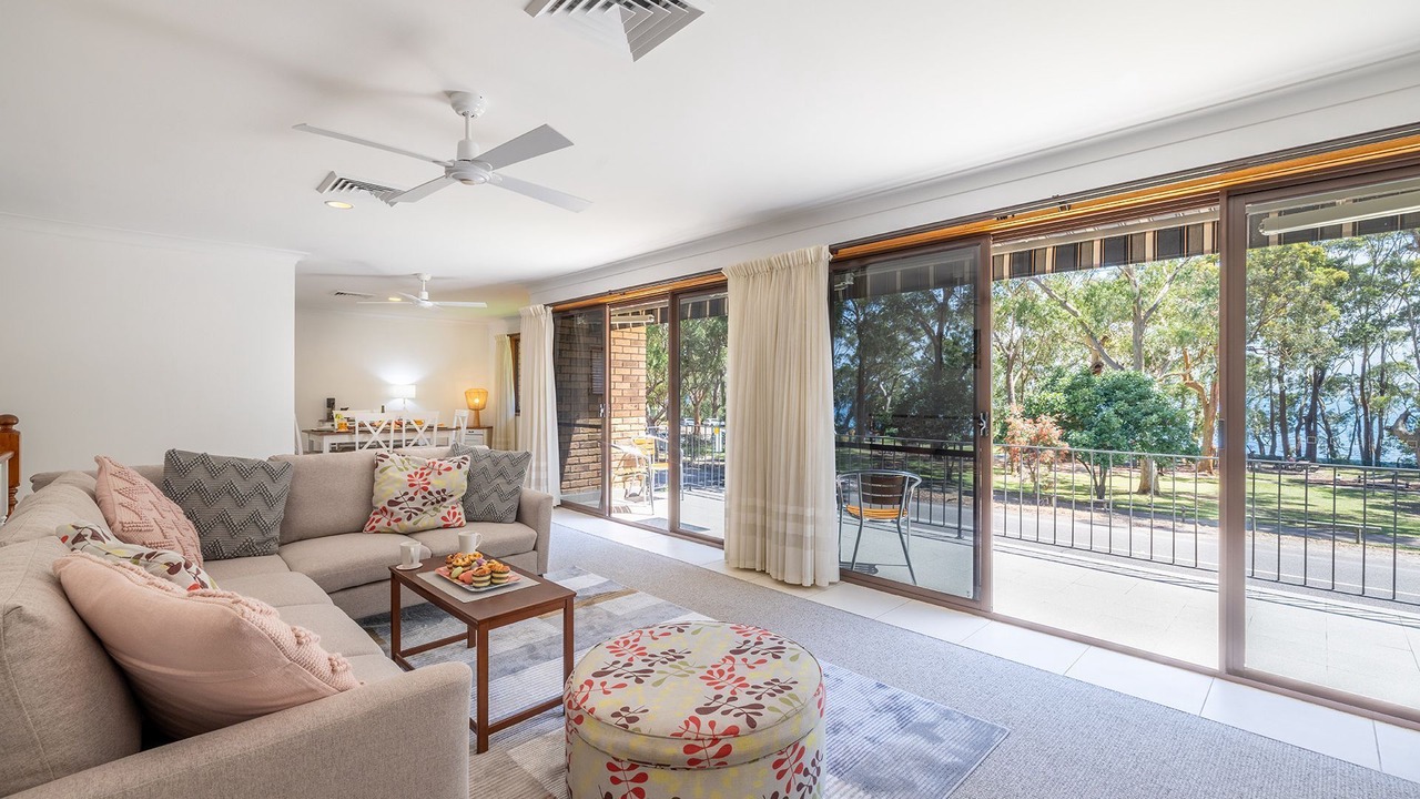 Photo of Livingroom in Nelson Bay