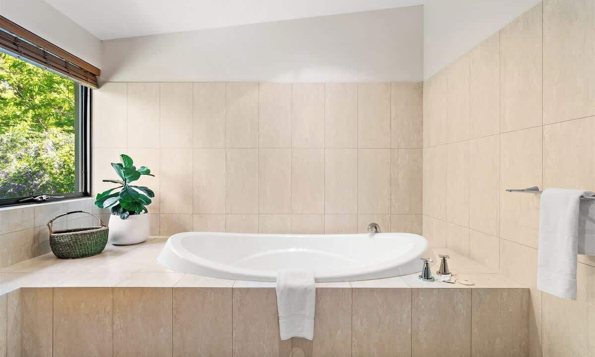 Photo of Bathroom in Yallingup Siding