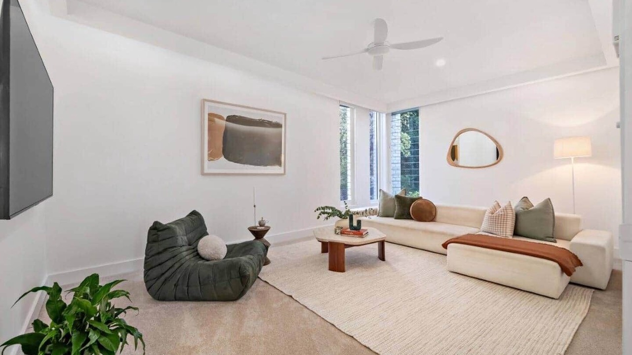 Photo of Livingroom in Salamander Bay