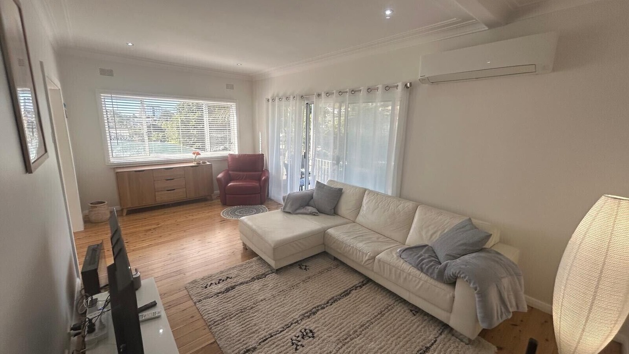 Photo of Livingroom in Shoal Bay