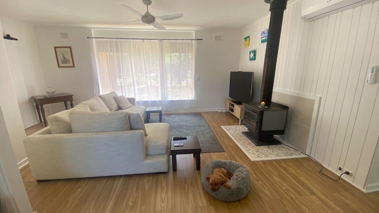 Photo of Livingroom in Melville