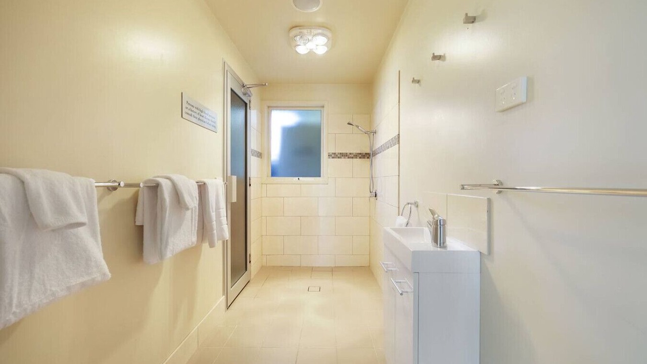 Photo of Bathroom in Warrnambool