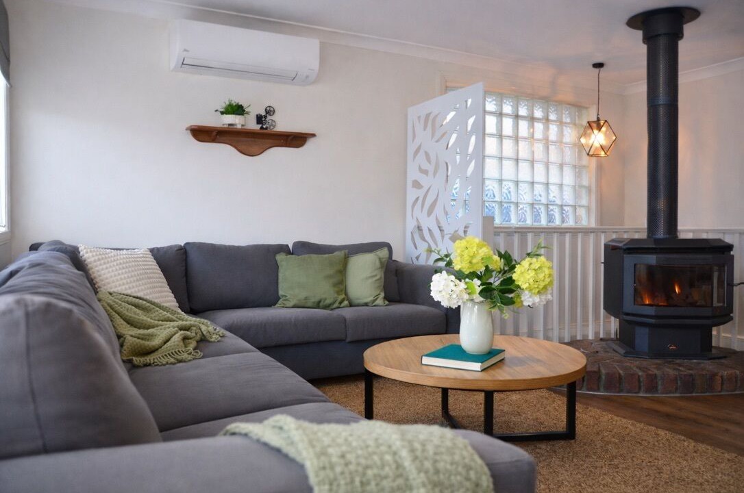 Photo of Livingroom in Berkeley Vale