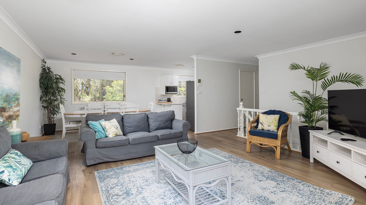 Photo of Livingroom in Salamander Bay