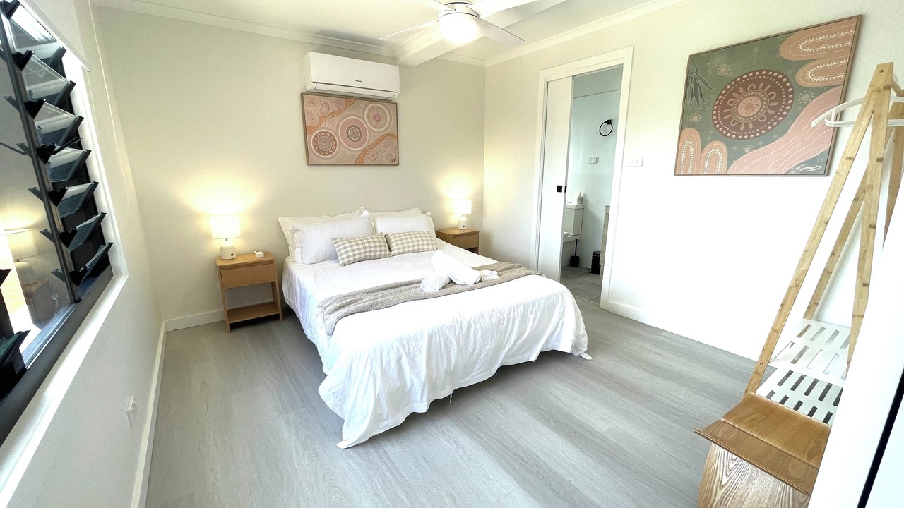 Photo of Bedroom in Mirrabooka