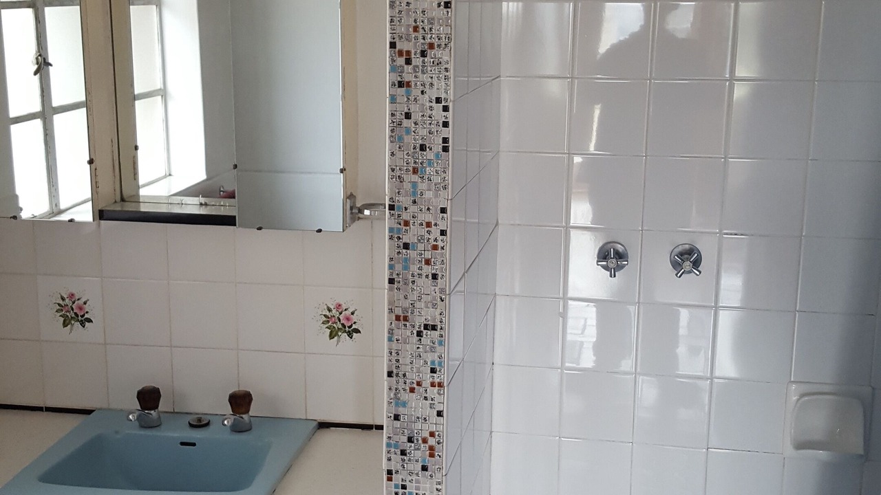Photo of Bathroom in Warrenben