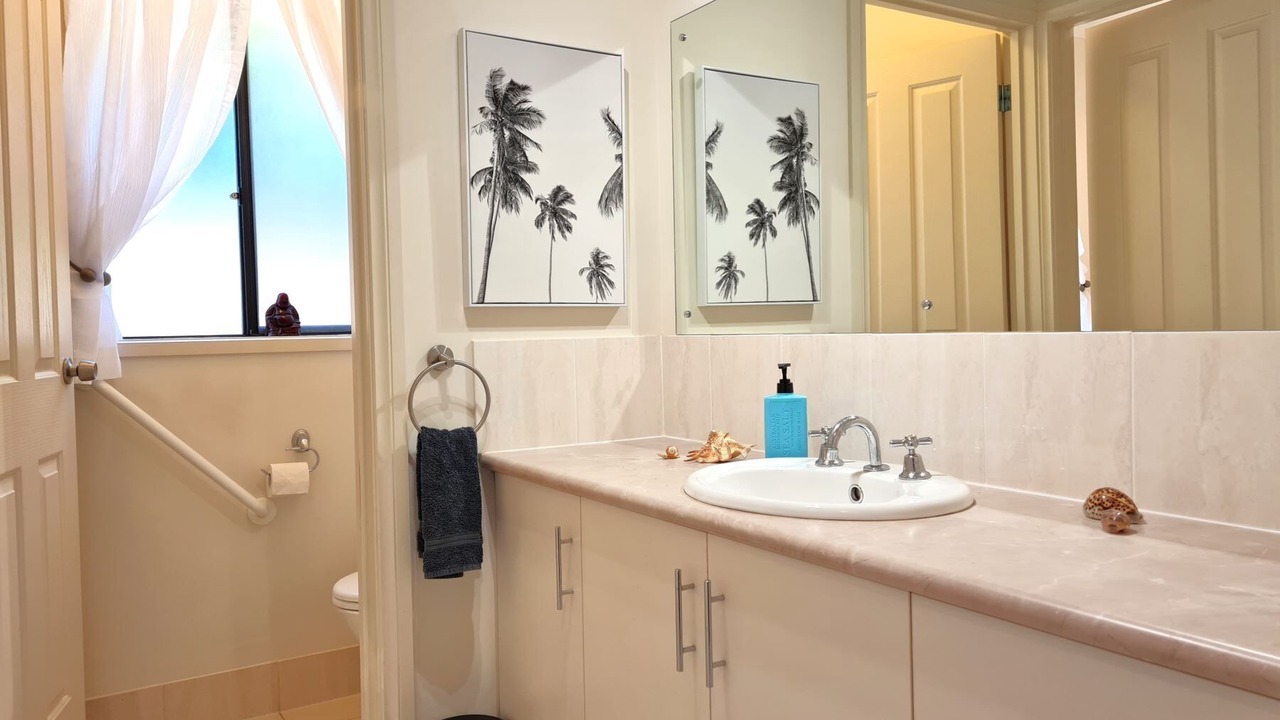 Photo of Bathroom in Moonta Bay