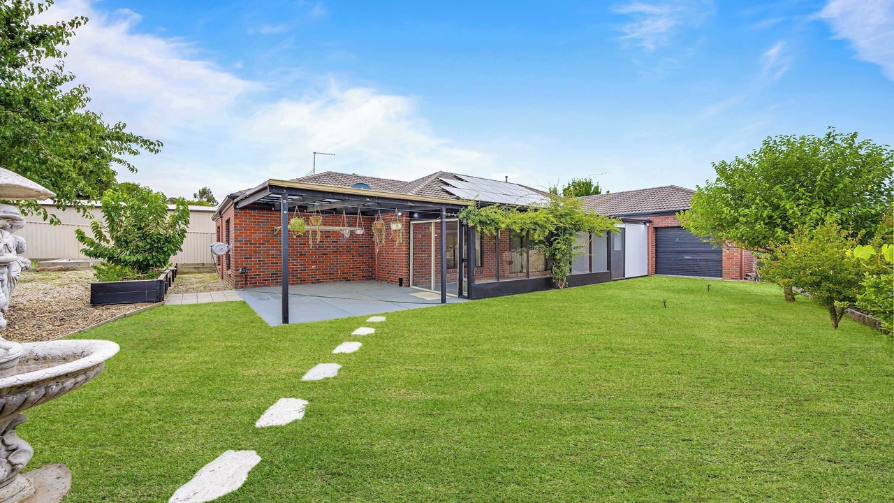 Photo of Others in Canadian